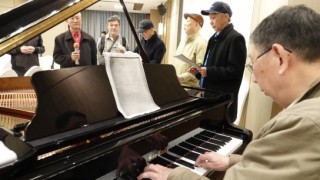 圣卡罗钢琴，为上海市老干部大学的学员朋友奉献“音乐养老”文化大餐